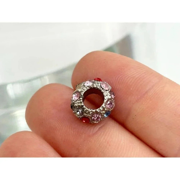 Silver Toned Wheel | Doughnut Shaped Red, Blue & Amethyst Vintage Pendant - Picture 8 of 8